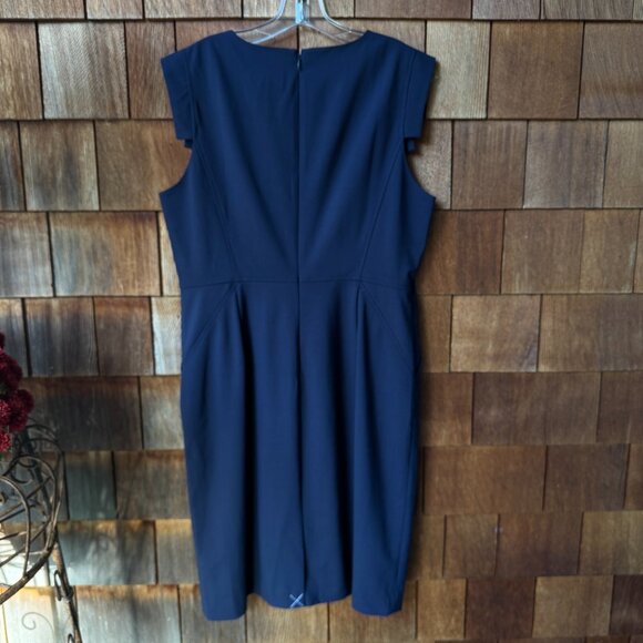 NWT J.CREW Resume Navy Cap Sleeve Knee Length Wool Sheath Dress in Women's 14 - Picture 6 of 14